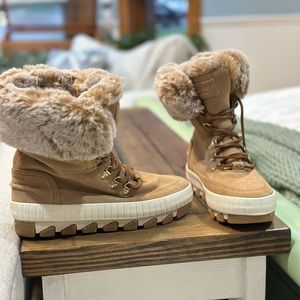 Sperry Fur Winter Boots